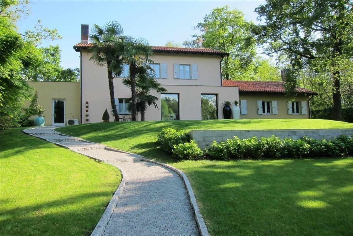 The Luxury Homes & Lifestyle